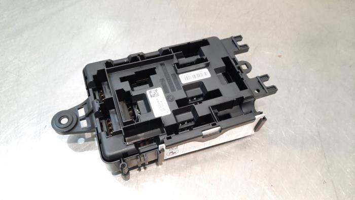 Fuse box BMW 2 serie 218d 2.0 16V - 938907001 - Autohandel Didier