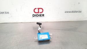 Used Antenna Amplifier Ford Galaxy (CK) 2.0 TDCi 150 16V Price € 30,25 Inclusive VAT offered by Autohandel Didier