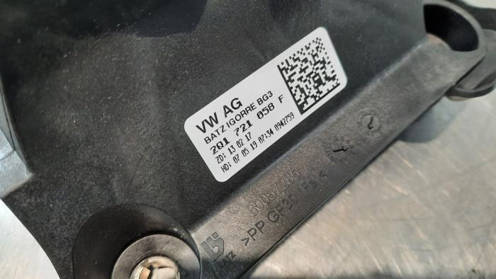 Brake pedal from a Volkswagen Polo VI (AW1) 1.0 MPi 12V 2019