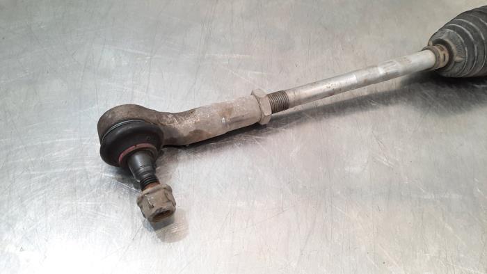 Tie rod, left from a Volkswagen Polo VI (AW1) 1.0 MPi 12V 2019
