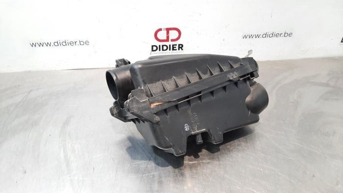 Gebrauchte Luftfiltergehäuse Toyota Yaris III (P13) 1.33 16V Dual VVT-I Preis € 60,50 Mit Mehrwertsteuer angeboten von Autohandel Didier