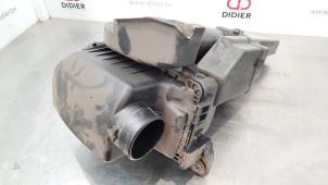 Usados Cuerpo de filtro de aire Kia Venga 1.6 CVVT 16V Precio € 66,55 IVA incluido ofrecido por Autohandel Didier