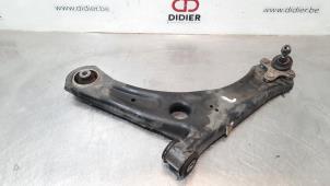 Used Front wishbone, left Volkswagen Caddy IV 2.0 TDI 75 Price € 54,45 Inclusive VAT offered by Autohandel Didier