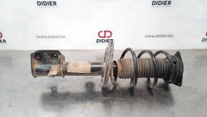 Used Fronts shock absorber, left Peugeot 208 II (UB/UH/UP) 1.2 Vti 12V PureTech 100 Price € 96,80 Inclusive VAT offered by Autohandel Didier