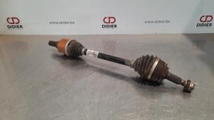 Used Front drive shaft, left Peugeot 5008 II (M4/MC/MJ/MR) 1.2 12V e-THP PureTech 130 Price € 127,05 Inclusive VAT offered by Autohandel Didier