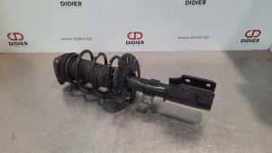 Used Fronts shock absorber, left Peugeot 5008 II (M4/MC/MJ/MR) 1.2 12V e-THP PureTech 130 Price € 96,80 Inclusive VAT offered by Autohandel Didier