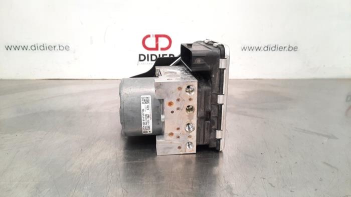 ABS Pumpe van een Skoda Karoq 2.0 TDI 16V 4x4 2020