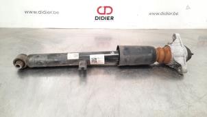 Used Rear shock absorber, left BMW 3 serie (G20) 330e 2.0 TwinPower Turbo 16V Price € 54,45 Inclusive VAT offered by Autohandel Didier