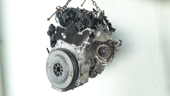 Engine from a BMW 3 serie (G20) 330e 2.0 TwinPower Turbo 16V 2020