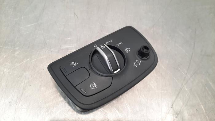 Interruptor faro lhv de un Audi A6 Avant (C7) 2.0 TDI 16V 2016