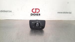Używane Przelacznik reflektora LHV Audi A6 Avant (C7) 2.0 TDI 16V Cena € 36,30 Z VAT oferowane przez Autohandel Didier
