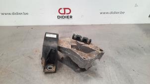 Used Engine mount Dacia Sandero II 0.9 TCE 12V Price € 24,20 Inclusive VAT offered by Autohandel Didier