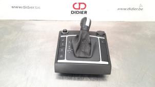 Used Middle console Volkswagen Amarok 3.0 TDI V6 24V 4Motion Price € 217,80 Inclusive VAT offered by Autohandel Didier
