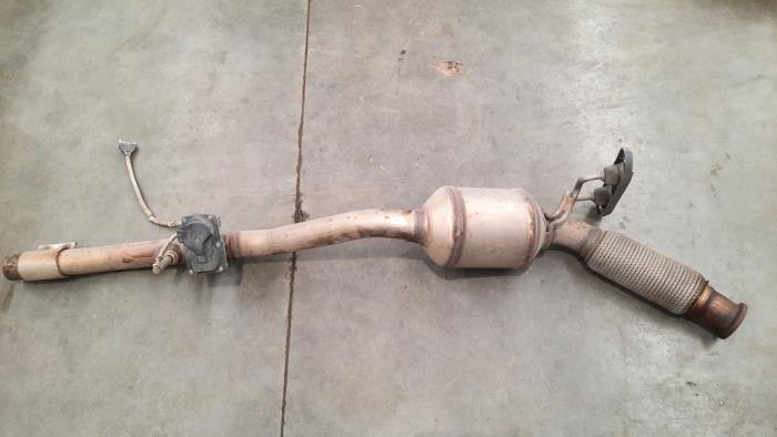 Used Front pipe + catalyst Volkswagen Caddy Combi IV 2.0 TDI 102 Price € 369,05 Inclusive VAT offered by Autohandel Didier