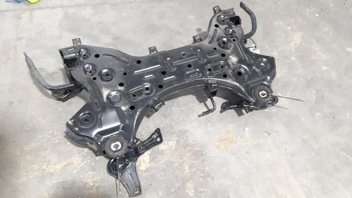 Subframe from a Hyundai Tucson (TL) 1.6 T-GDi 16V 2WD 2017