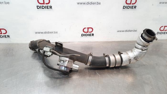 Gebrauchte Intercooler Rohr Hyundai Tucson (TL) 1.6 T-GDi 16V 2WD Preis € 157,30 Mit Mehrwertsteuer angeboten von Autohandel Didier