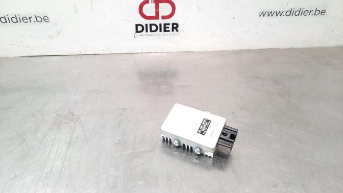 Usagé Module pompe carburant Toyota RAV4 (A4) 2.5 Hybrid 16V VVT-i 4x4 Prix € 96,80 Prix TTC proposé par Autohandel Didier