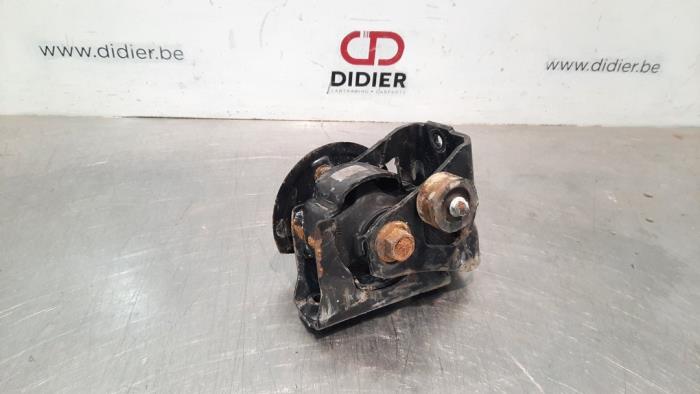 Used Engine mount Toyota RAV4 (A4) 2.5 Hybrid 16V VVT-i 4x4 Price € 18,15 Inclusive VAT offered by Autohandel Didier
