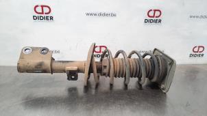 Used Front shock absorber, right Peugeot Expert (VA/VB/VE/VF/VY) 1.5 BlueHDi 120 Price € 96,80 Inclusive VAT offered by Autohandel Didier