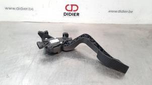 Used Accelerator pedal Fiat 500X (334) 1.6 D 16V Multijet Price € 60,50 Inclusive VAT offered by Autohandel Didier
