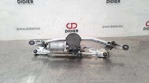 Used Wiper motor + mechanism Fiat 500X (334) 1.6 D 16V Multijet Price € 96,80 Inclusive VAT offered by Autohandel Didier