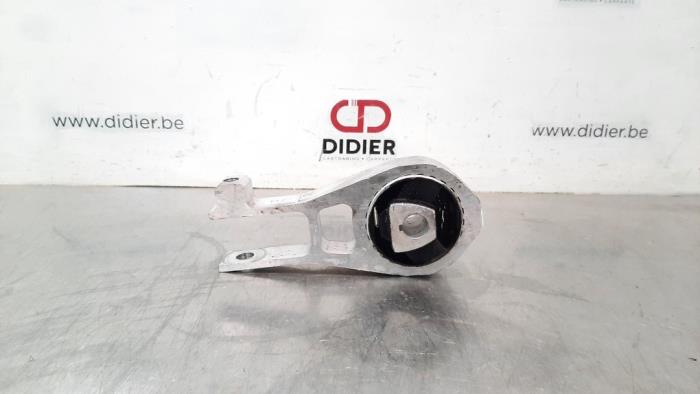 Used Engine mount Fiat 500X (334) 1.6 D 16V Multijet Price € 24,20 Inclusive VAT offered by Autohandel Didier