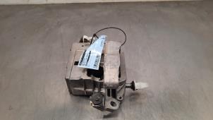 Used Engine mount BMW X2 (F39) sDrive 18d 2.0 16V Price on request offered by Autohandel Didier
