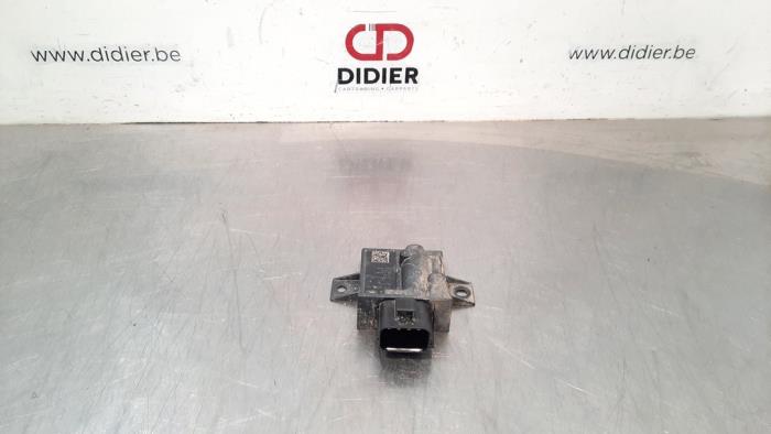 Usagé Module pompe carburant Landrover Range Rover Evoque (LVJ/LVS) 2.0 D 150 16V 5-drs. Prix € 42,35 Prix TTC proposé par Autohandel Didier