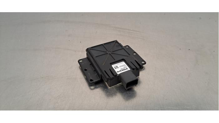 Begagnade Radarsensor Volvo XC60 I (DZ) 2.0 D3 16V Pris € 163,35 Inklusive moms erbjuds av Autohandel Didier