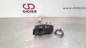 Used Throttle body BMW 1 serie (F40) 116d 1.5 12V TwinPower Price € 66,55 Inclusive VAT offered by Autohandel Didier
