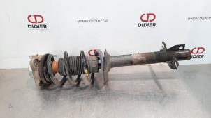 Used Fronts shock absorber, left Peugeot Boxer (U9) 2.2 Blue HDi 140 Price € 127,05 Inclusive VAT offered by Autohandel Didier