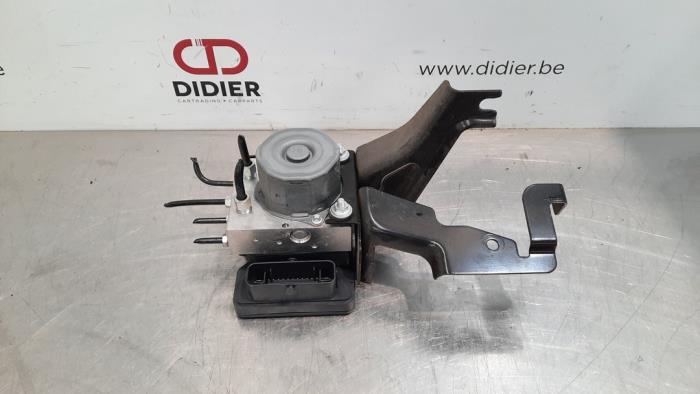 Usagé Bloc ABS Nissan Pulsar (C13) 1.6 GT DiG-T 16V Prix € 332,75 Prix TTC proposé par Autohandel Didier