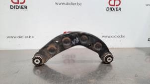 Used Rear wishbone, right Volvo V60 II (ZW) 2.0 D4 16V Price € 48,40 Inclusive VAT offered by Autohandel Didier