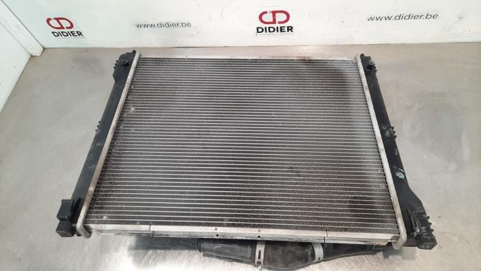 Usagé Radiateur Nissan Pulsar (C13) 1.6 GT DiG-T 16V Prix € 42,35 Prix TTC proposé par Autohandel Didier