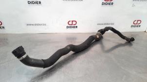 Used Radiator hose BMW 5 serie (G30) 520d 2.0 TwinPower Turbo 16V Price € 42,35 Inclusive VAT offered by Autohandel Didier