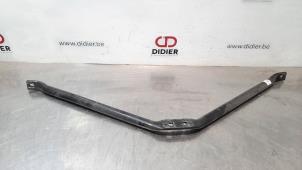 Used Front part support BMW 5 serie (G30) 520d 2.0 TwinPower Turbo 16V Price € 24,20 Inclusive VAT offered by Autohandel Didier