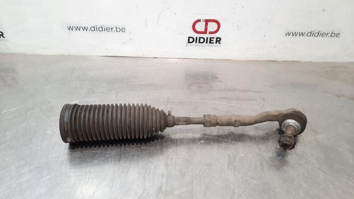 Tie rod, left from a BMW 5 serie (F10) 535d 24V 2011