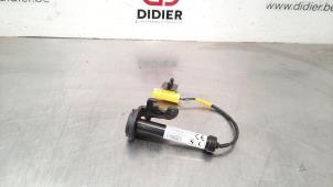 Used Actuator HSR BMW 5 serie Touring (F11) 518d 16V Price € 127,05 Inclusive VAT offered by Autohandel Didier
