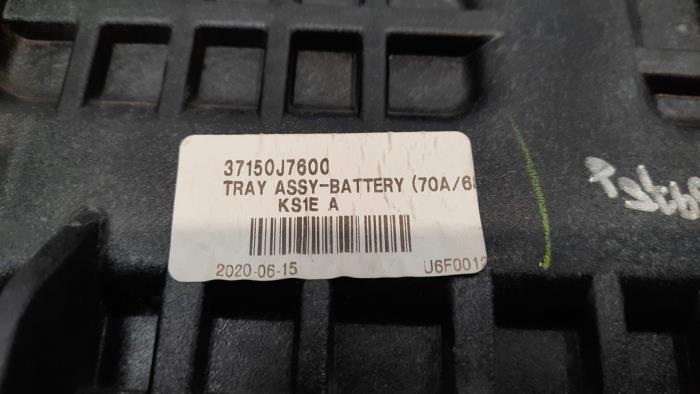 Caja de batería de un Kia Proceed (CD) 1.6 CRDi 16V 2020