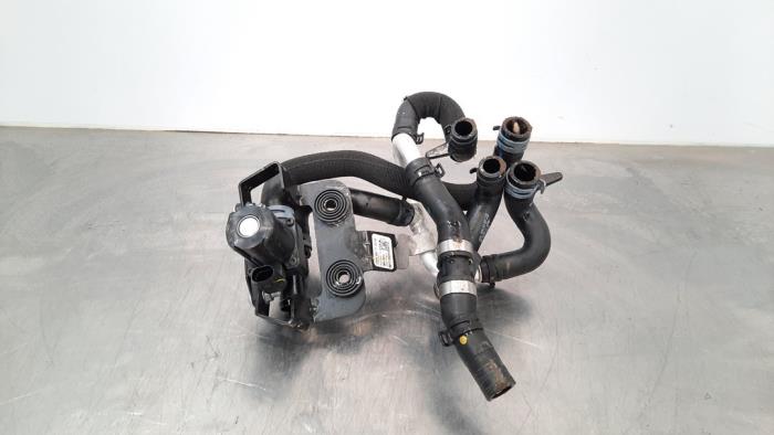 Begagnade Extra vattenpump Audi Q5 Sportback (FYS/FYT) 2.0 45 TFSI 16V Mild Hybrid Quattro 16V Pris € 60,50 Inklusive moms erbjuds av Autohandel Didier