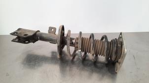 Used Fronts shock absorber, left Opel Vivaro 2.0 CDTI 177 Price € 90,75 Inclusive VAT offered by Autohandel Didier