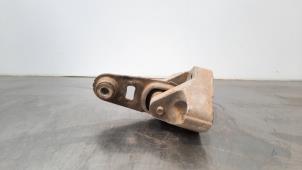 Used Gearbox mount Nissan Qashqai (J11) 1.6 dCi Price € 66,55 Inclusive VAT offered by Autohandel Didier