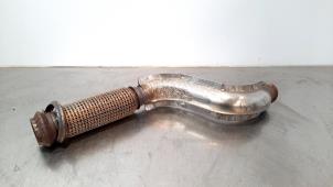 Used Exhaust front section Peugeot 5008 II (M4/MC/MJ/MR) 1.2 12V e-THP PureTech 130 Price € 96,80 Inclusive VAT offered by Autohandel Didier