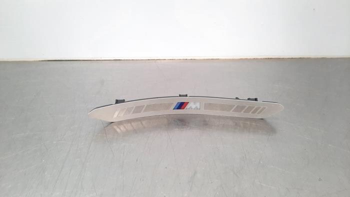 Sill trim set – 8072218