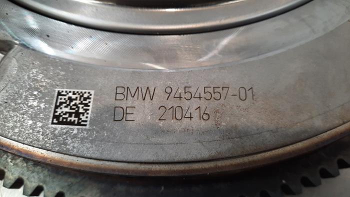 Schwungrad van een BMW X5 (G05) xDrive 45 e iPerformance 3.0 24V 2021
