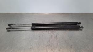 Used Set of gas struts for boot Volkswagen Transporter T5 2.0 TDI DRF Price € 42,35 Inclusive VAT offered by Autohandel Didier