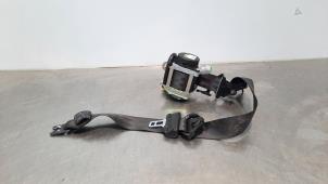 Used Front seatbelt, right Volvo V60 I (FW/GW) 1.6 DRIVe Price € 66,55 Inclusive VAT offered by Autohandel Didier
