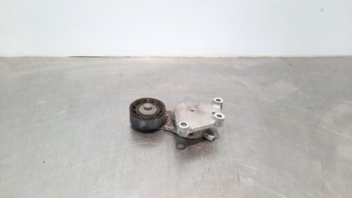 Usados Rodillo tensor correa múltiple Volvo V60 I (FW/GW) 1.6 DRIVe Precio € 18,15 IVA incluido ofrecido por Autohandel Didier