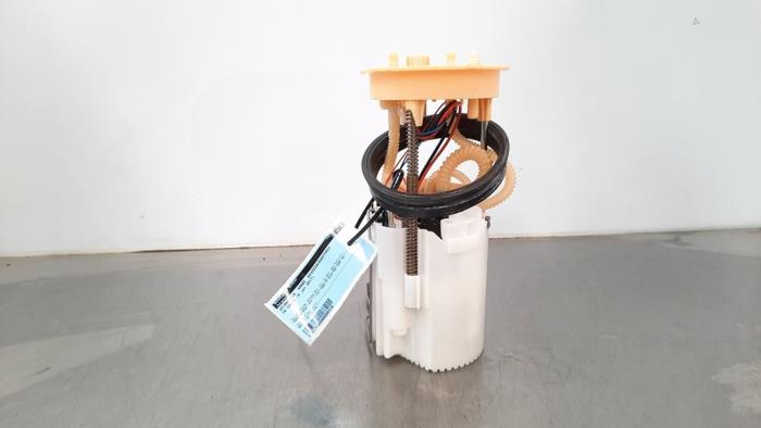 Usagé Pompe à carburant Volkswagen Caddy Combi IV 2.0 TDI 102 Prix € 133,10 Prix TTC proposé par Autohandel Didier
