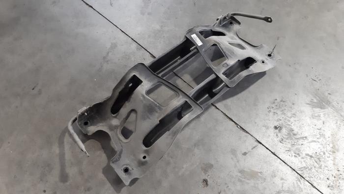 Subframe from a Jeep Compass (MP) 1.3 T4 130 16V 2021
